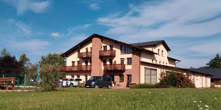 Příjemný penzion nedaleko Plzně: snídaně či polopenze, sport i wellness