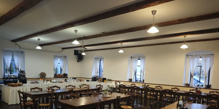 Pohodový pobyt se snídaněmi či polopenzí ve středním Povltaví