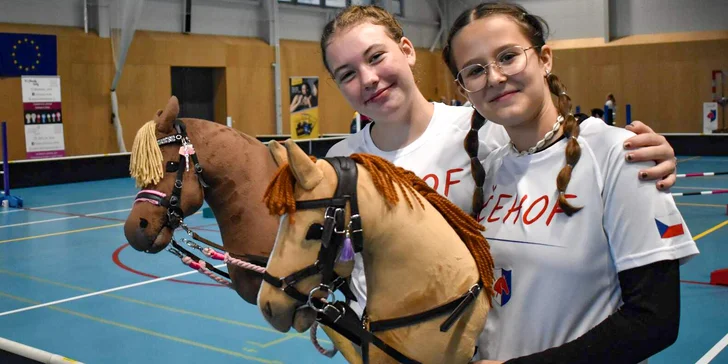 Parkur, drezura i western: individuální a skupinové lekce hobby horsingu pro 1 i 2 osoby