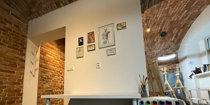 Výtvarné kurzy pro děti od 6 do 14 let: úvodní lekce na zkoušku, ateliér v Karlíně