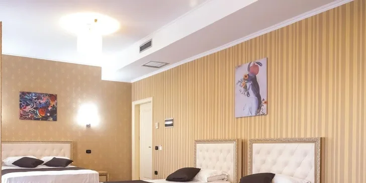 Dovolená v Albánii: 4* hotel pár kroků od pláže, vč. snídaně, vlastní doprava