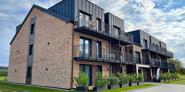 Pobyt u Kolobřehu pro dva i rodinu: moderně vybavené apartmány a snídaně i wellness, akce 2 děti zdarma