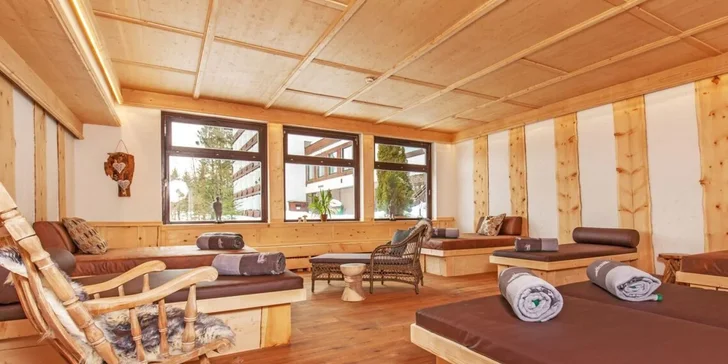 Rakouské Alpy: hotel s výhledem na oblast Dachstein, snídaně i wellness