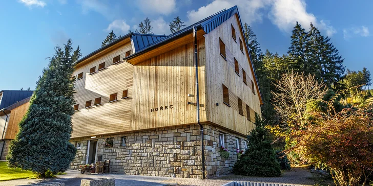 Pobyt v Beskydech: polopenze a relax ve wellness, turistické trasy, areál plný atrakcí a sleva na ně