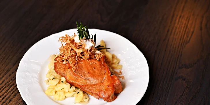 Degustační menu v restauraci Talíř: 5 nebo 7 chodů, varianta s neomezenými nápoji