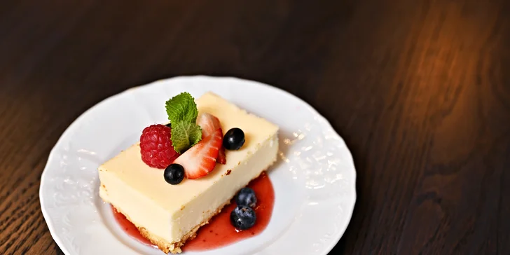 Degustační menu v restauraci Talíř: 5 nebo 7 chodů, varianta s neomezenými nápoji