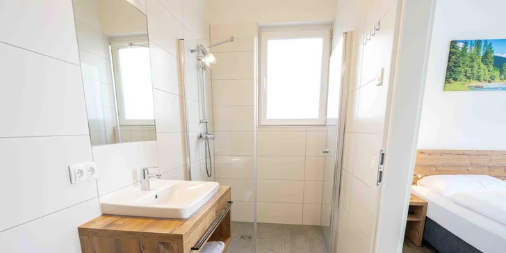 Dovolená v Tyrolsku: hotel u lanovky s polopenzí a vstupem do saunové zóny