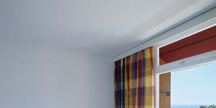 Rodinná pohoda na Jadranu: apartmány s balkonem kousek od pláže, sportovní vyžití