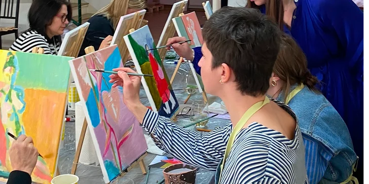 3hod. kreativní workshop malby akrylem i sklenka vína či prosecca pro 1 os.