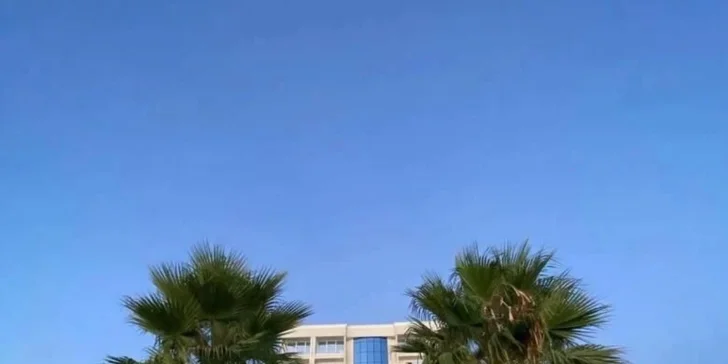 Pohoda ve slunné Albánii: 4* hotel Blumare Resort přímo u pláže se stravou