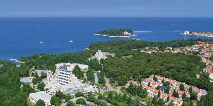 Dovolená v Poreči: 3* apartmány až pro 6 os. i vstup do bazénů a dětské herny