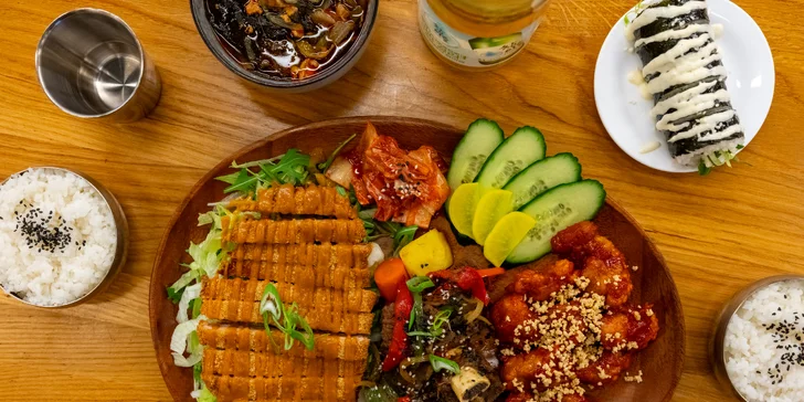 Korejské degustační menu pro 2 osoby: kimbab, žebra i domácí kimchi