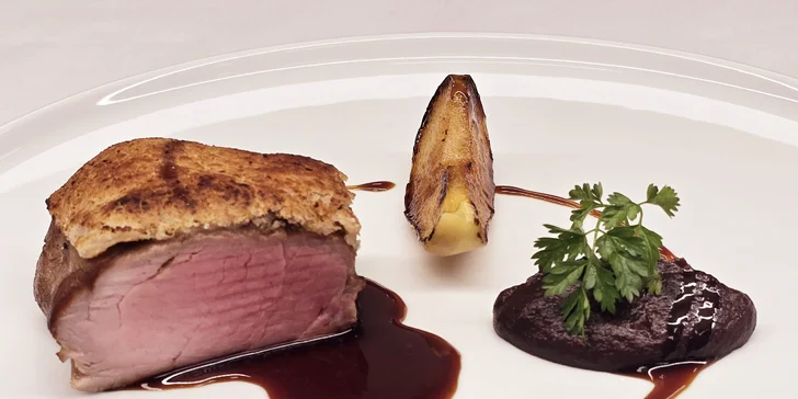 Tříchodové obědové menu od michelinského šéfkuchaře Sabatelliho pro dva