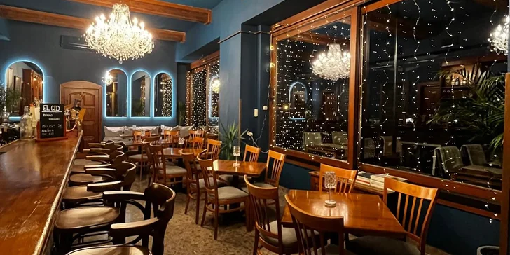 Menu s mořskými plody, kanadským humrem, středomořskými sýry a fondantem pro 2 osoby