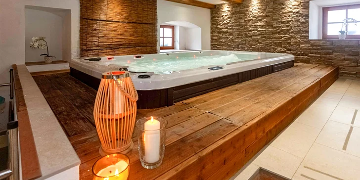 Privátní wellness balíčky: 75 nebo 150 min. vířivky a sauny pro 2 osoby
