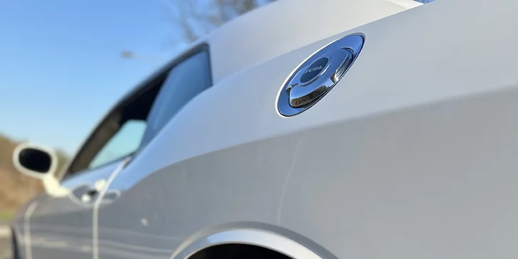 Zapůjčení vozu Dodge Challenger s výkonem 330 koní na 12 hod. až celý víkend