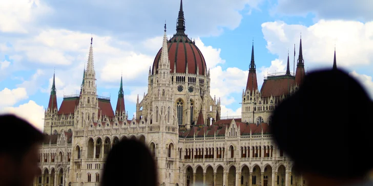 Pohádková Budapešť: vyhlídková plavba po Dunaji i varianty s nápoji a večerní plavba s folklorním programem