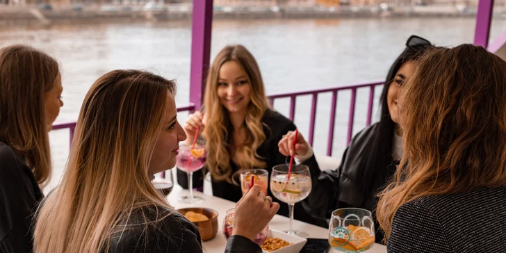 Pohádková Budapešť: vyhlídková plavba po Dunaji i varianty s nápoji a večerní plavba s folklorním programem