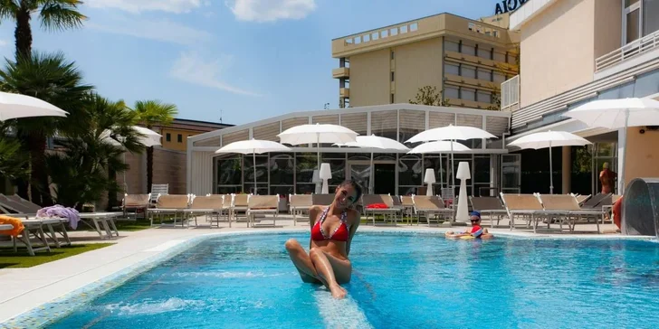 Termální lázně u Padovy: Hotel Terme Palace Meggiorato**** s polopenzí a vstupem do lázní