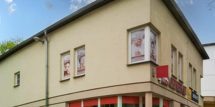 Zvýrazněte svou krásu: laminace, úprava i barvení obočí včetně výživy