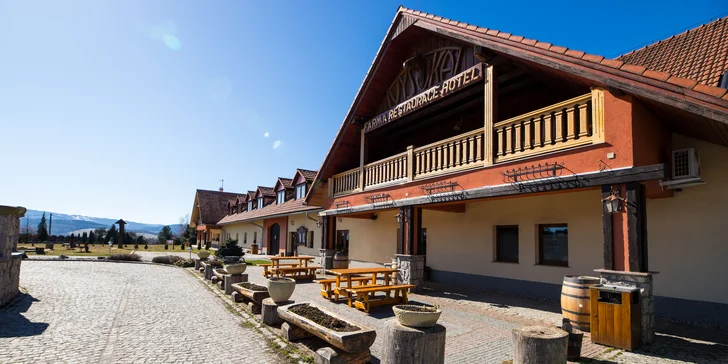 Až 4denní pohoda na koňské farmě u Liberce: snídaně či polopenze, wellness i farmářské zážitky