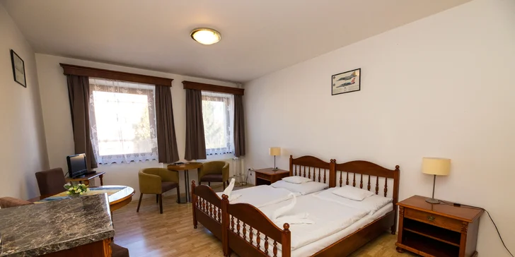 Pobyt v příjemném penzionu na náměstí v Čáslavi i se snídaní a saunou
