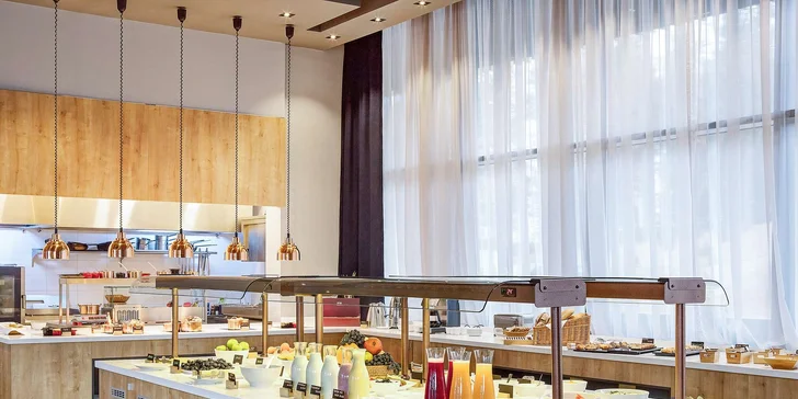 Spa resort uprostřed lesů u Sarajeva: snídaně, luxusní wellness i výhledy na známé hory