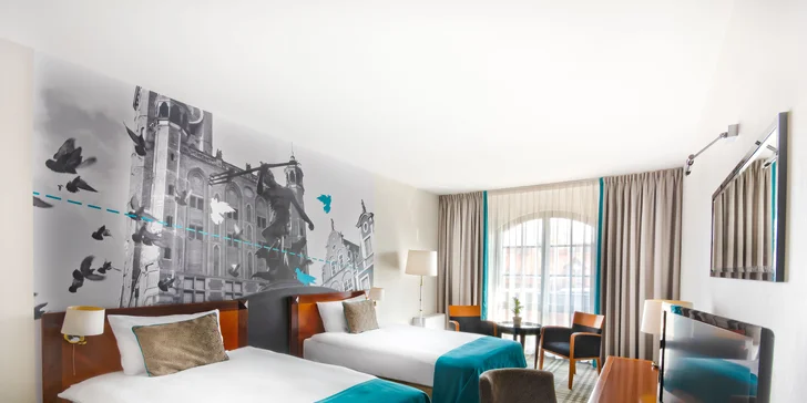Moderní hotel v centru Gdaňsku, přímo u řeky a starého jeřábu: snídaně a neomezeně sauna