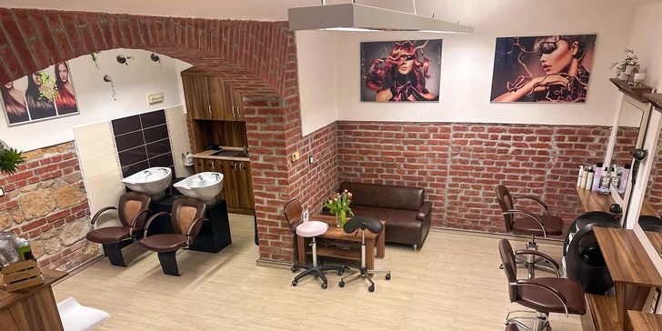 Střih a barvení či melír: pro krátké i dlouhé vlasy, vč. foukané a stylingu