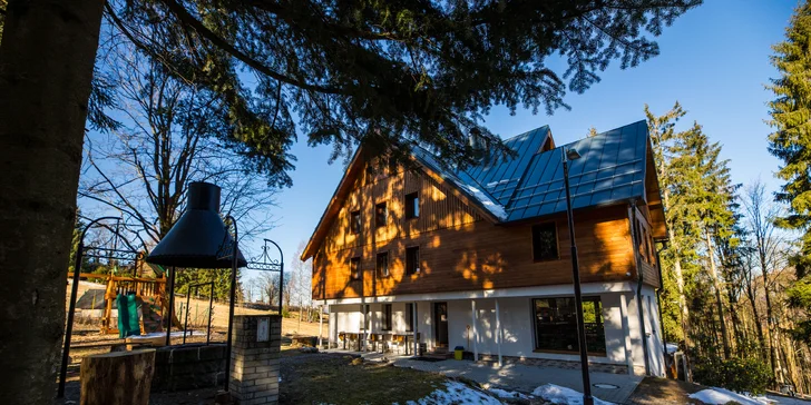 Zbrusu nové apartmány v Jizerských horách: pobyt bez stravy i se snídaní a privátní vířivkou či saunou
