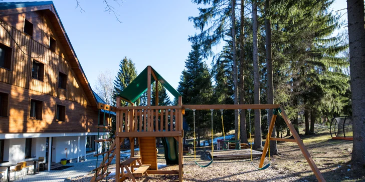 Zbrusu nové apartmány v Jizerských horách: pobyt bez stravy i se snídaní a privátní vířivkou či saunou