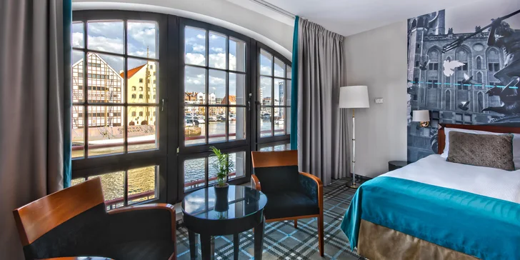 Moderní hotel v centru Gdaňsku, přímo u řeky a starého jeřábu: snídaně a neomezeně sauna