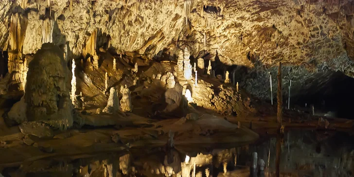 Dovolená u Moravského krasu se snídaní i jednou večeří a zázemím pro 2 nenáročné turisty