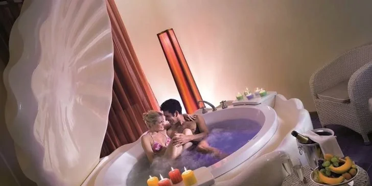 Termální lázně u Padovy: Hotel Terme Palace Meggiorato**** s polopenzí a vstupem do lázní