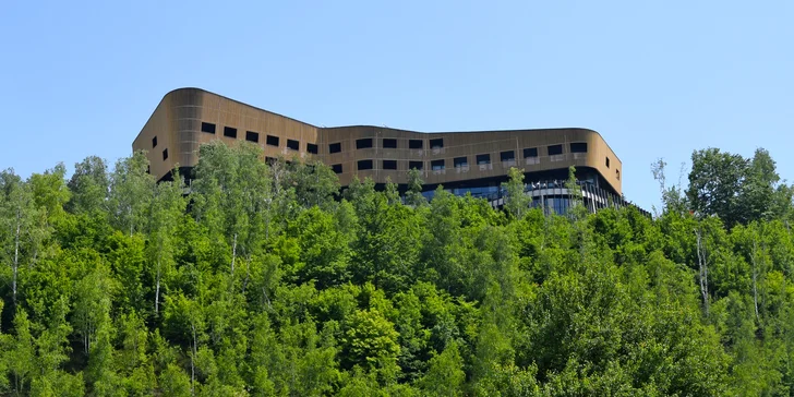 Spa resort uprostřed lesů u Sarajeva: snídaně, luxusní wellness i výhledy na známé hory