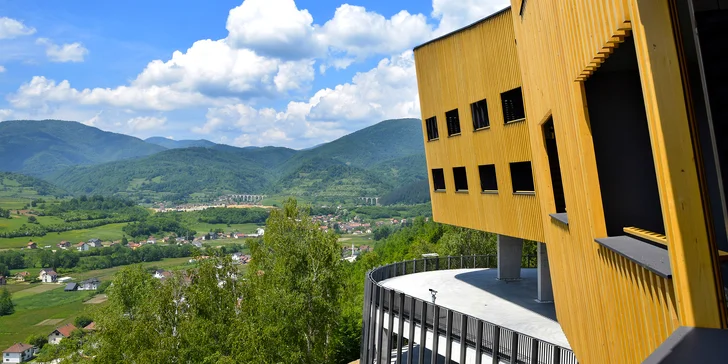 Spa resort uprostřed lesů u Sarajeva: snídaně, luxusní wellness i výhledy na známé hory
