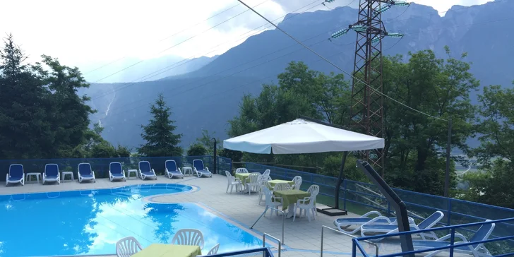 Italské termální lázně Levico: hotel s polopenzí a bazénem, degustace ve vinařství