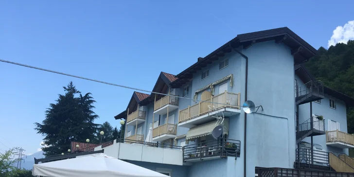 Italské termální lázně Levico: hotel s polopenzí a bazénem, degustace ve vinařství