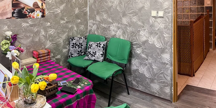 Thajská masáž podle výběru: 30, 60 či 90 min., klasická, olejová i bylinná ad.