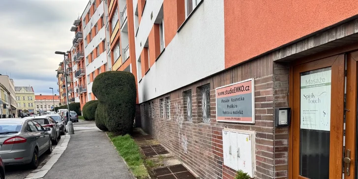 Aromaterapeutická masáž či lávové kameny: 60, 90 i 105 minut