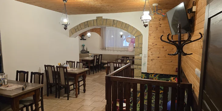 Vepřové koleno pečené 36 hod. i s pivem Radegast 12° pro 1 nebo 2 osoby
