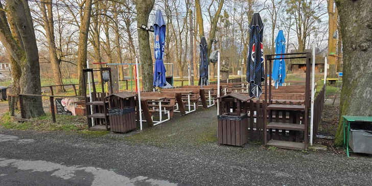 Vepřové koleno pečené 36 hod. i s pivem Radegast 12° pro 1 nebo 2 osoby