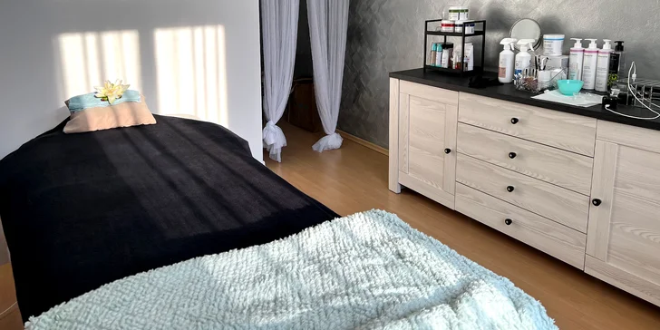 Omlazující péče, relax ošetření i čištění pleti vč. masáže gua sha