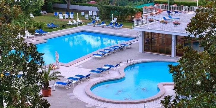 Itálie: 4* hotel vč. stravy a termálů, k dispozici i sauna, masáže či balneoterapie, vlastní doprava