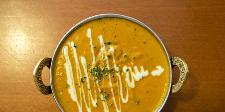 Nová indicko-nepálská restaurace: menu s předkrmem a hlavním chodem pro 2 osoby