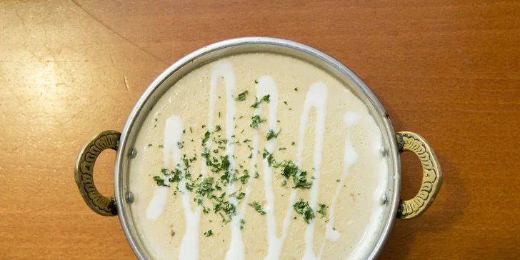 Nová indicko-nepálská restaurace: menu s předkrmem a hlavním chodem pro 2 osoby