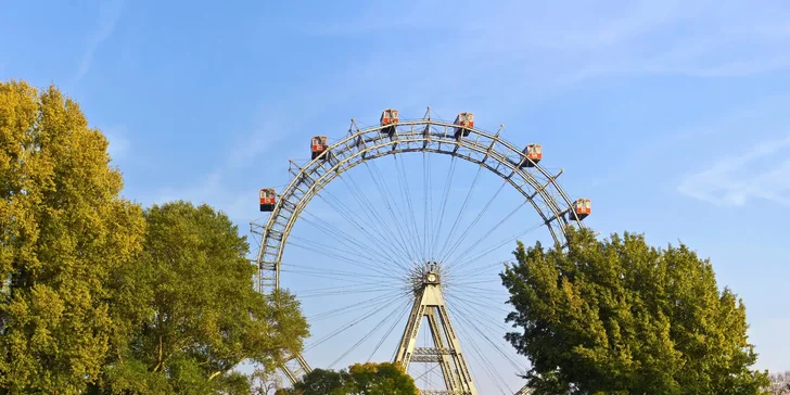 Poznejte Vídeň: 4* hotel v širším centru, snídaně, výlety do zoo i muzea iluzí