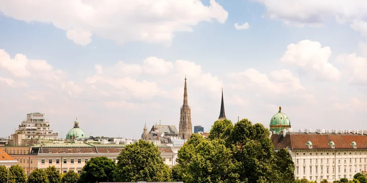 Poznejte Vídeň: 4* hotel v širším centru, snídaně, výlety do zoo i muzea iluzí