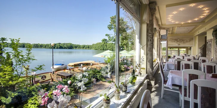 Dovolená u Mazruských jezer: 3* hotel přímo u promenády, strava, neomezeně sauny