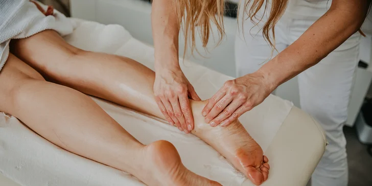 Relaxační masáž celého těla v délce 120 min. i s nealko sektem a ovocem